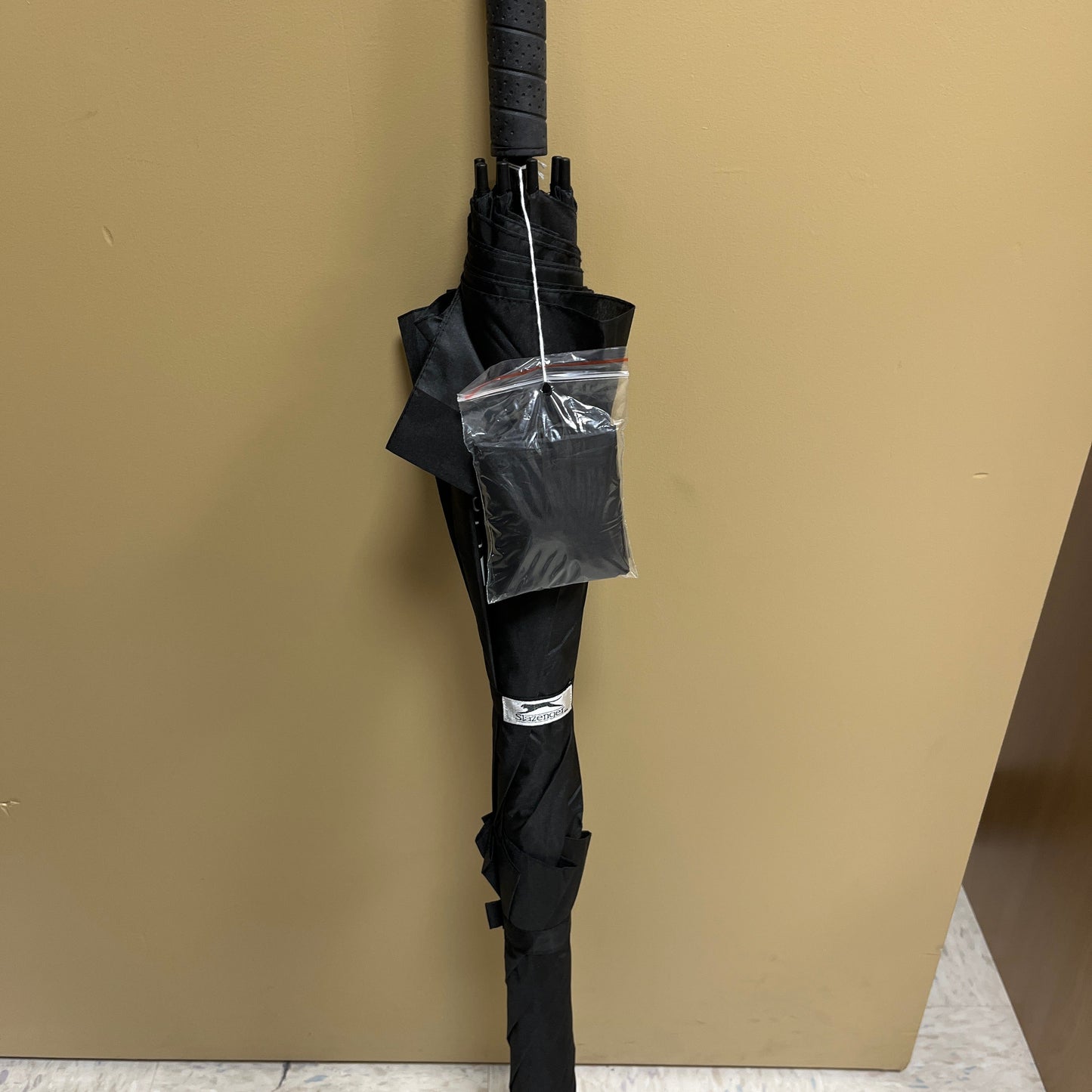 T-Ross Brothers Long Umbrella